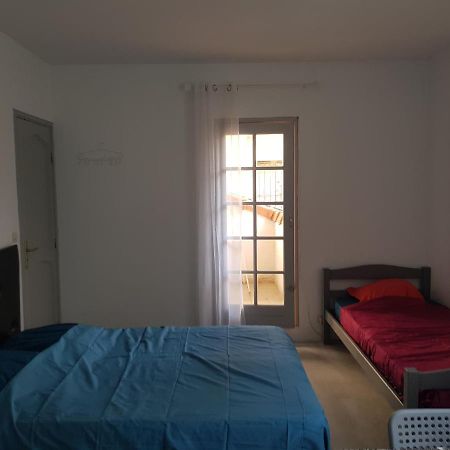 Studio Pour 3 Personnes Au Calme Dans Villa นีซ ภายนอก รูปภาพ