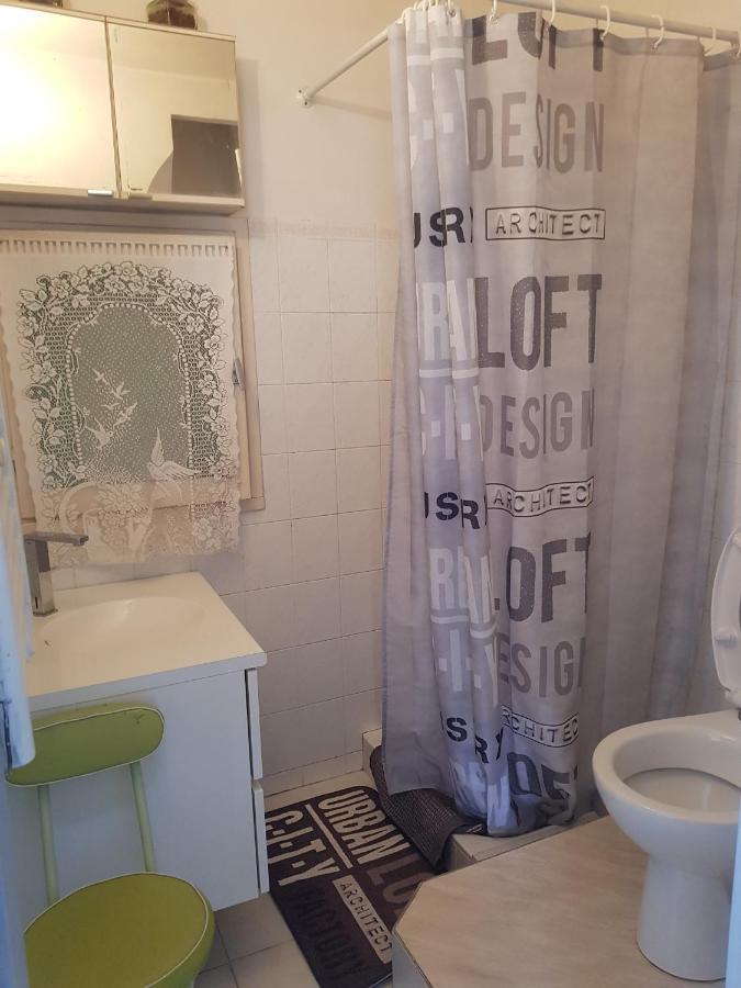 Studio Pour 3 Personnes Au Calme Dans Villa นีซ ภายนอก รูปภาพ